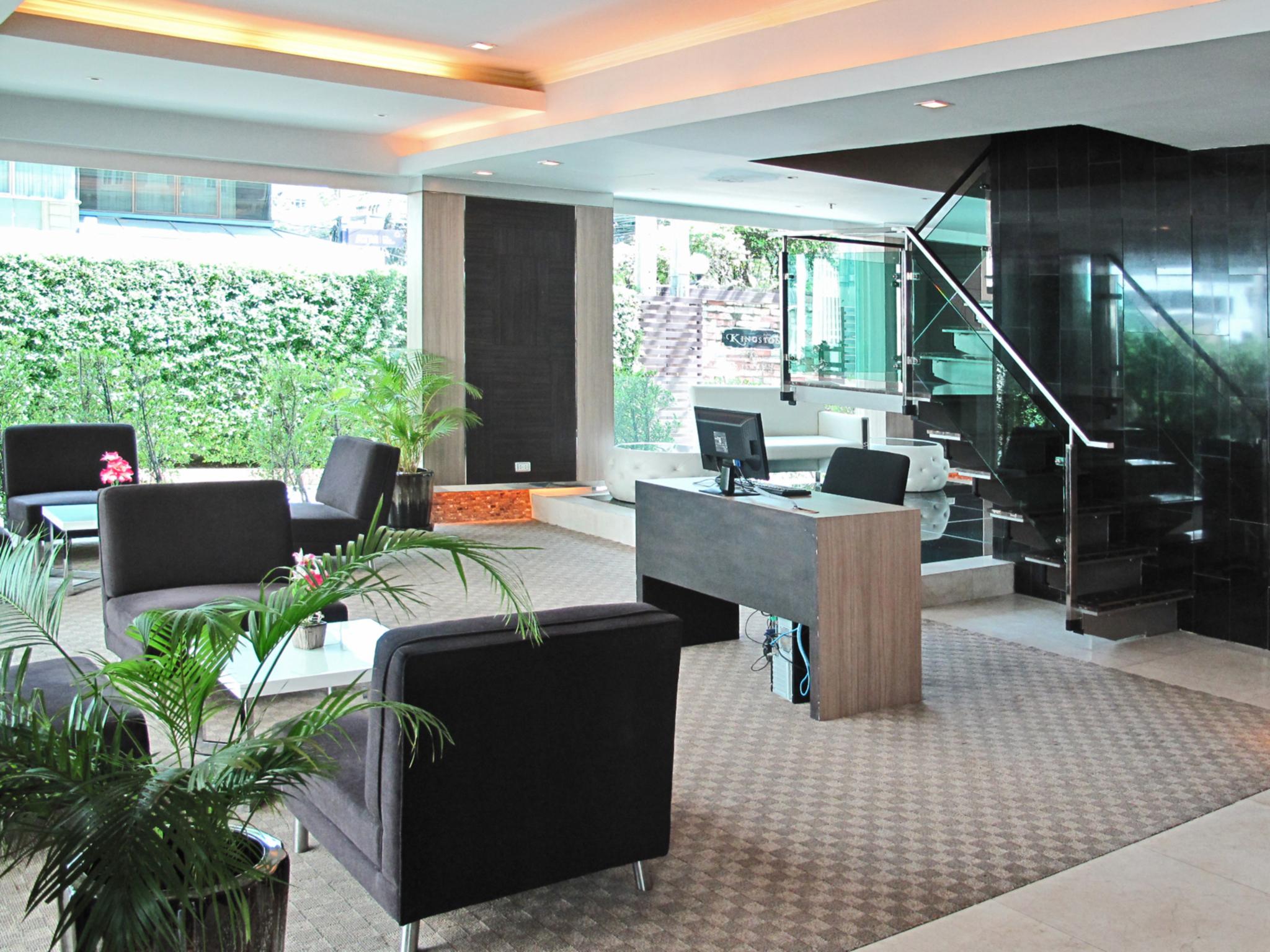 Kingston Suites Bangkok Banguecoque Exterior foto