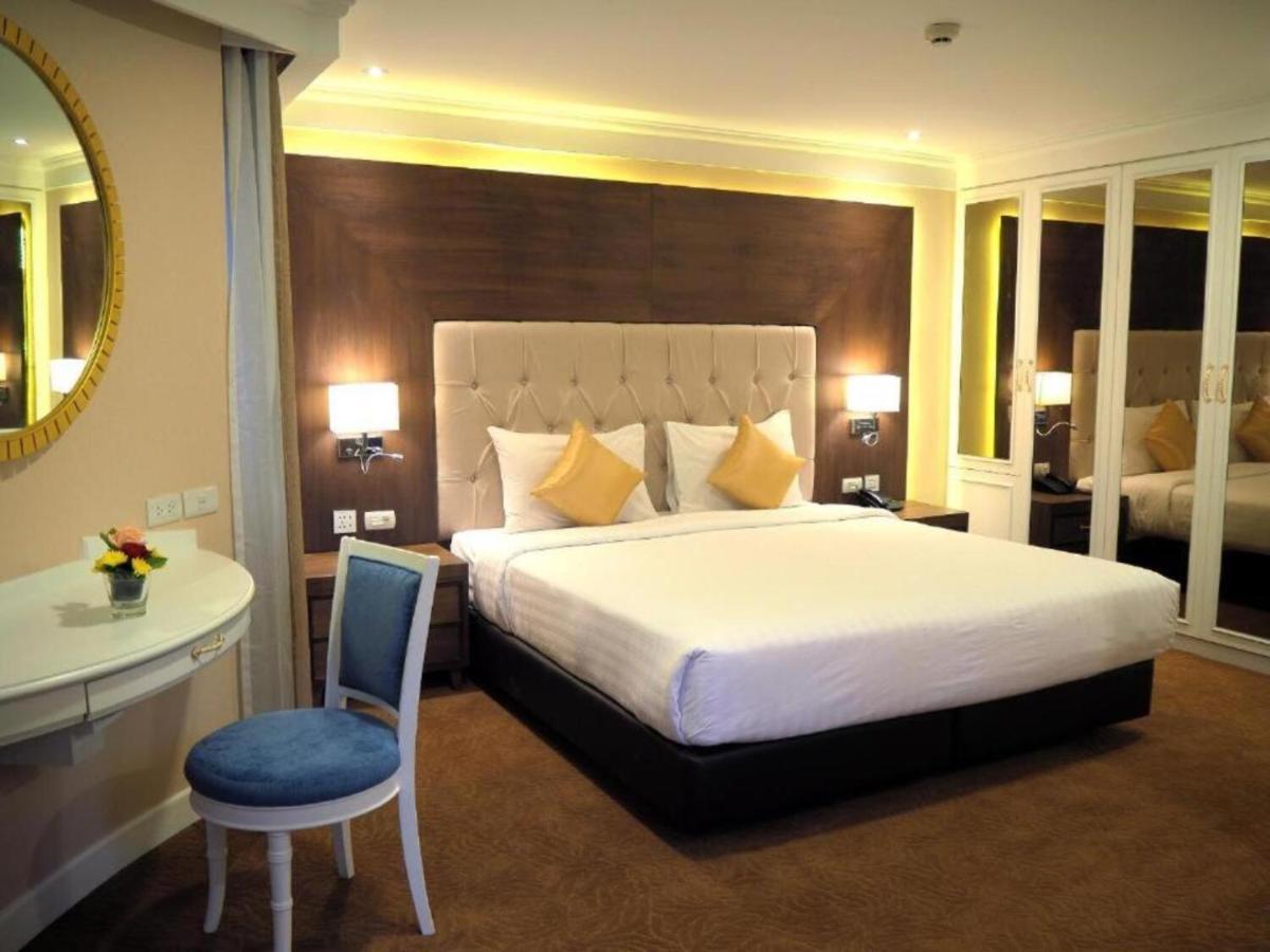 Kingston Suites Bangkok Banguecoque Exterior foto